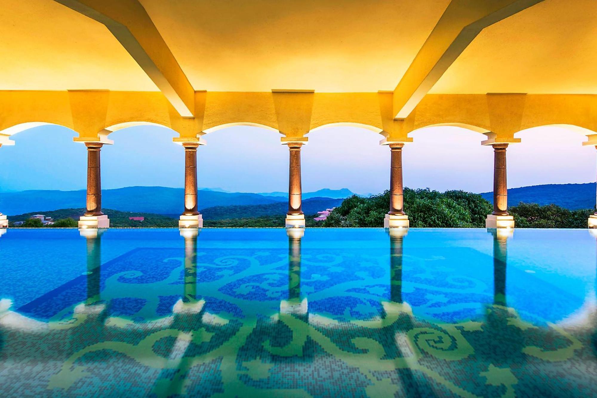 Le Meridien Mahabaleshwar Resort & Spa Esterno foto