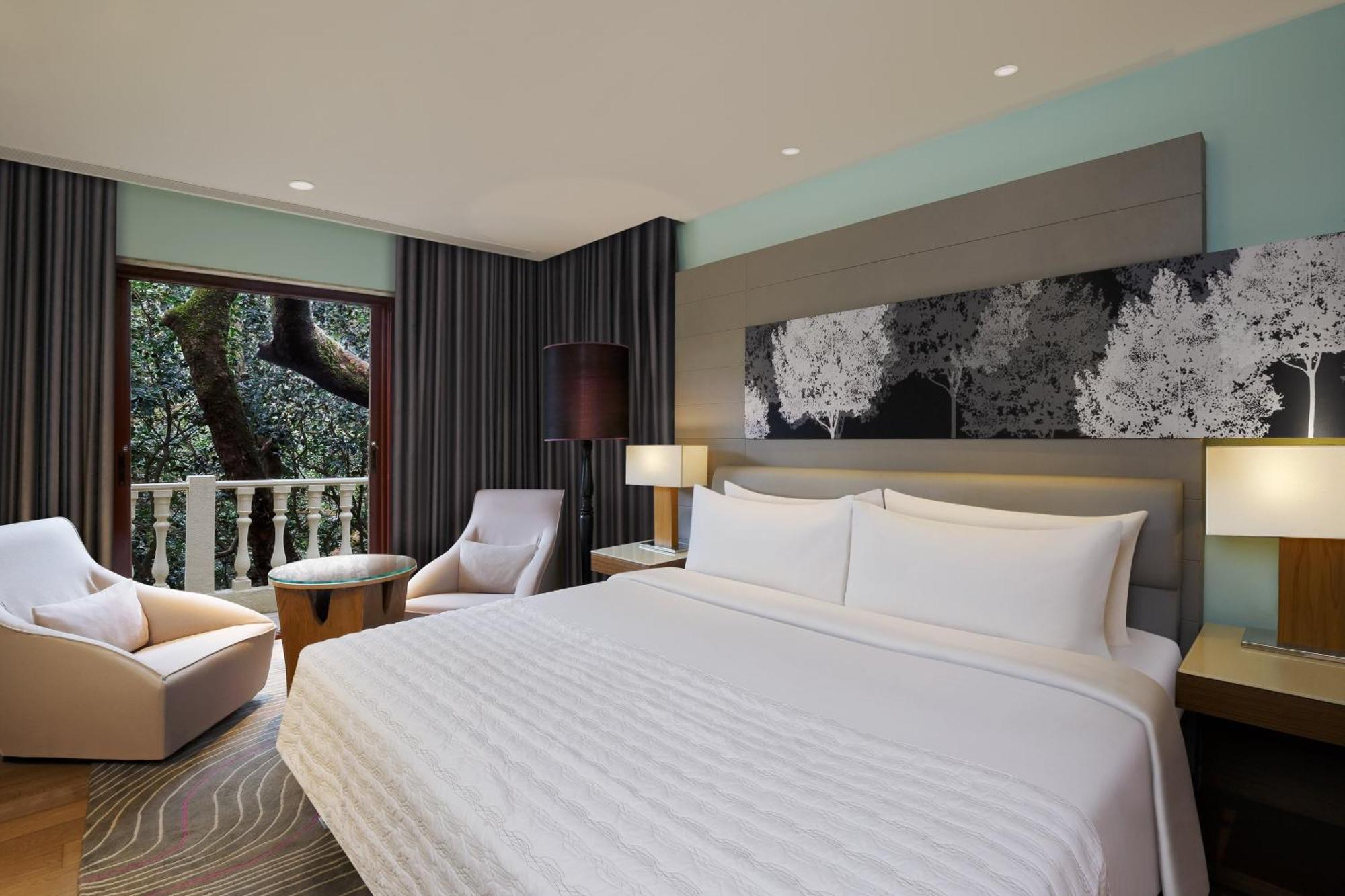 Le Meridien Mahabaleshwar Resort & Spa Esterno foto