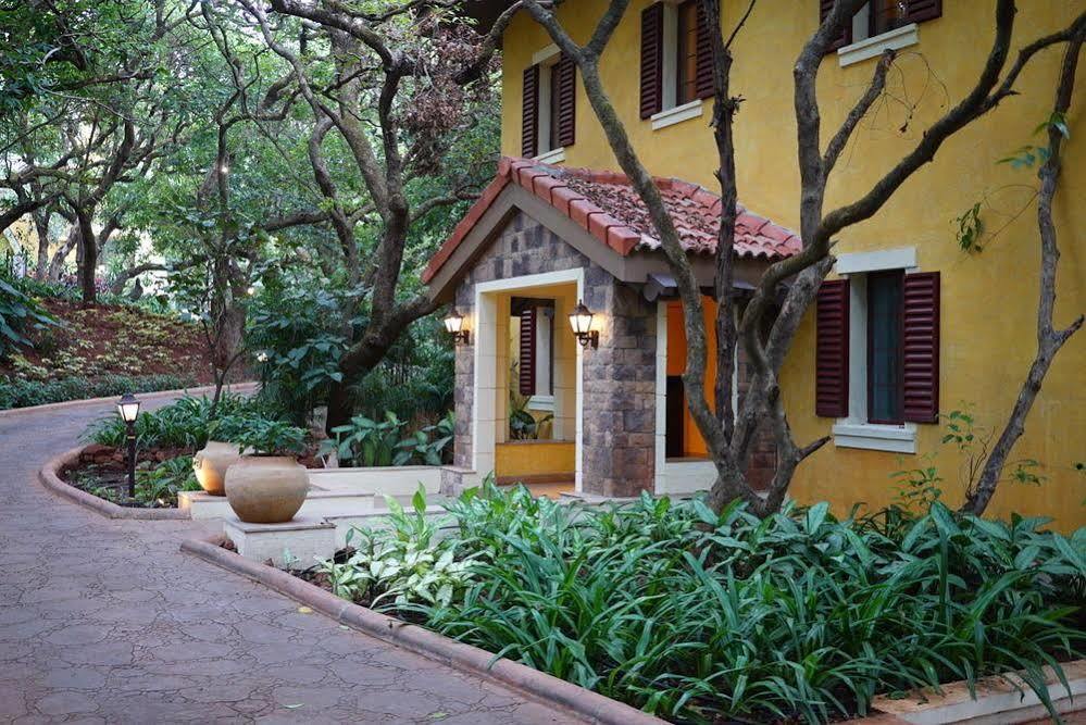 Le Meridien Mahabaleshwar Resort & Spa Esterno foto